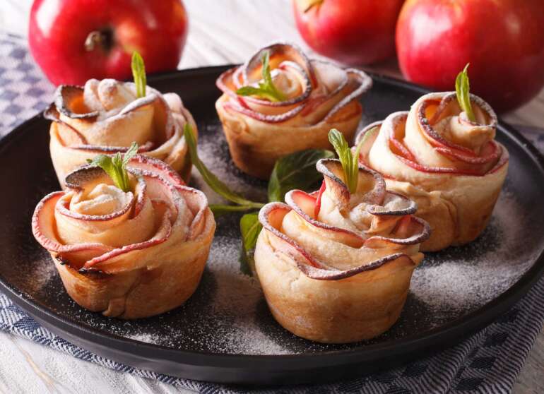 Apple Pastries